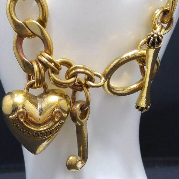 Juicy Couture Gold Tone Puffy Heart Toggle Bracelet 8" J Charm Vintage Jewelry - Picture 5 of 6